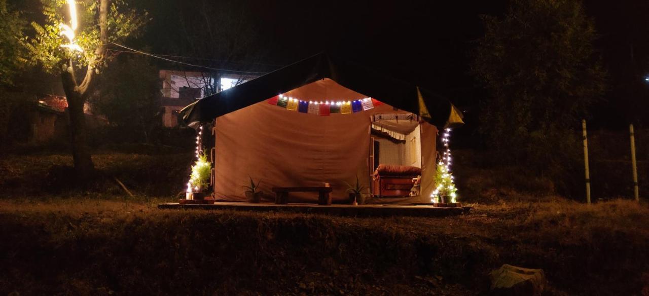 Albergue The Bunker Bir Exterior foto